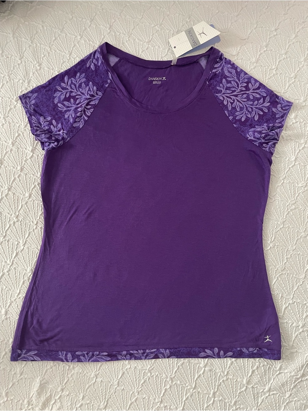 NWT Danskin Fitness Purple Floral Accent Short Sleeve Scoop Neck Tee Sz XL 14-16